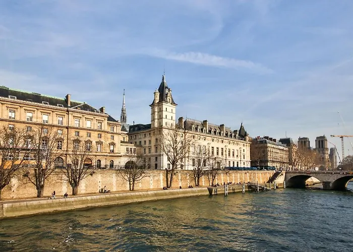 Seguier Proche Seine